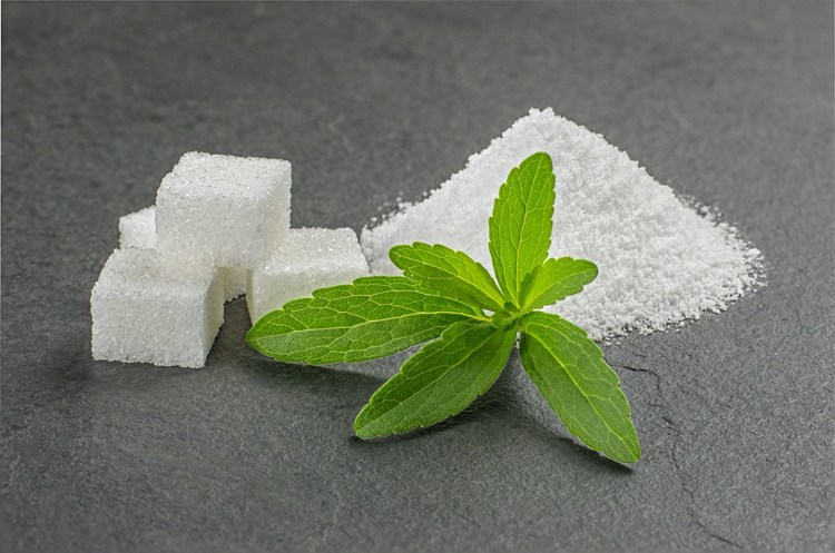 Stevia pulver som sukkererstatning til bagning