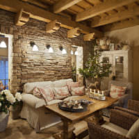 Sten og træ i husdesign i Provence -stil