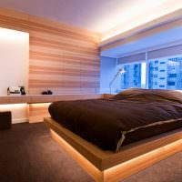 Belysning av sängens omkrets i makarnas sovrum