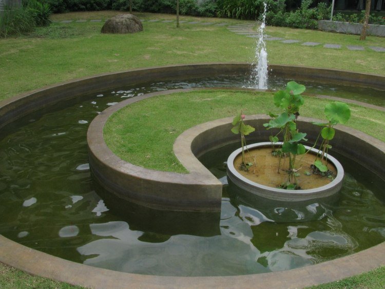 dam-strøm-have-beton-grøn-spiral