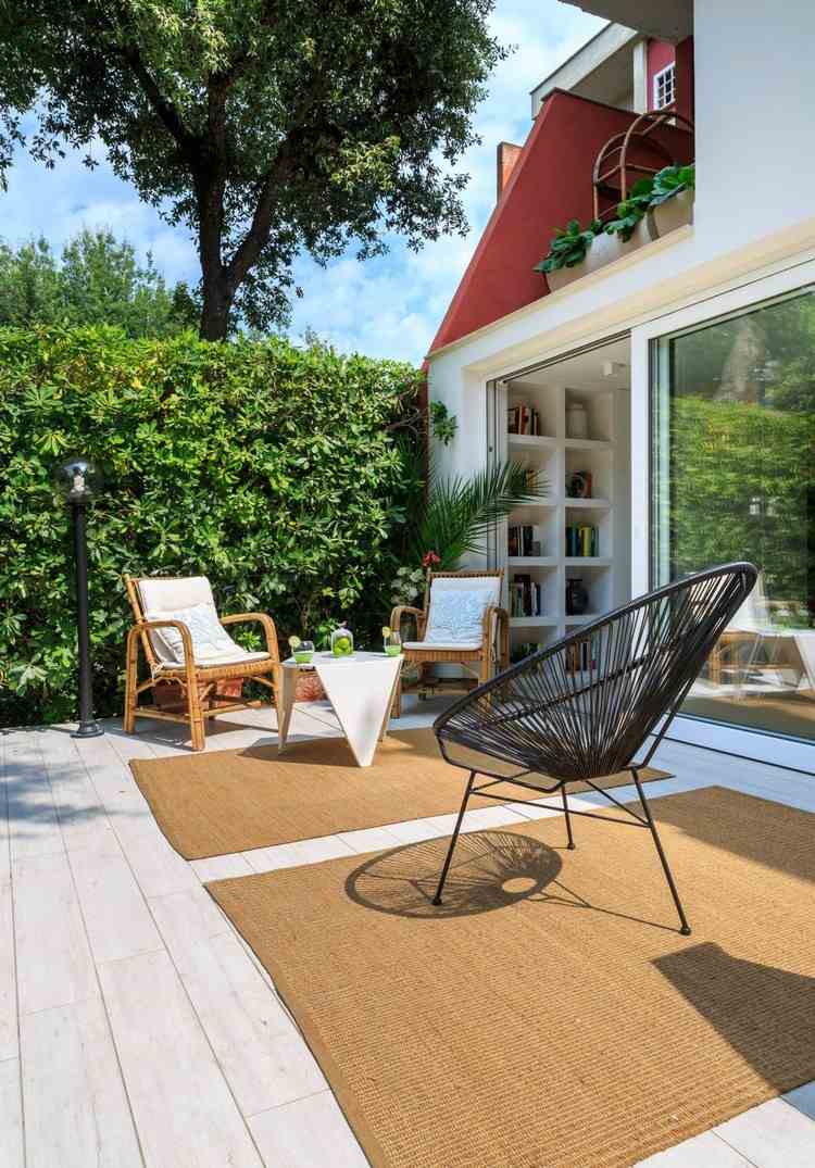 Terrasse design ideer moderne og hyggeligt med udendørs tæppe