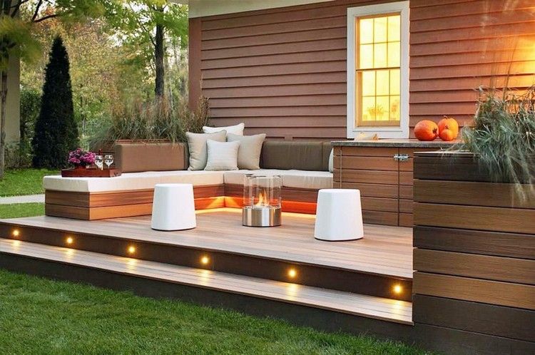 Gør den moderne terrasse hyggelig med varm belysning