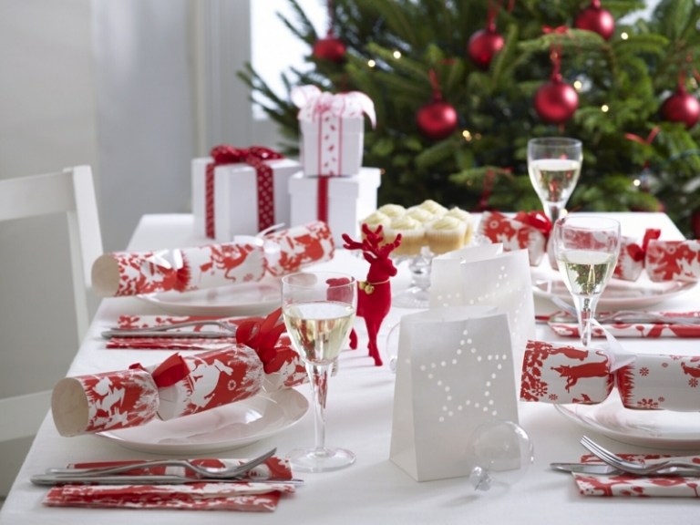borddekoration jul diy kiks gaver moderne rød hvid