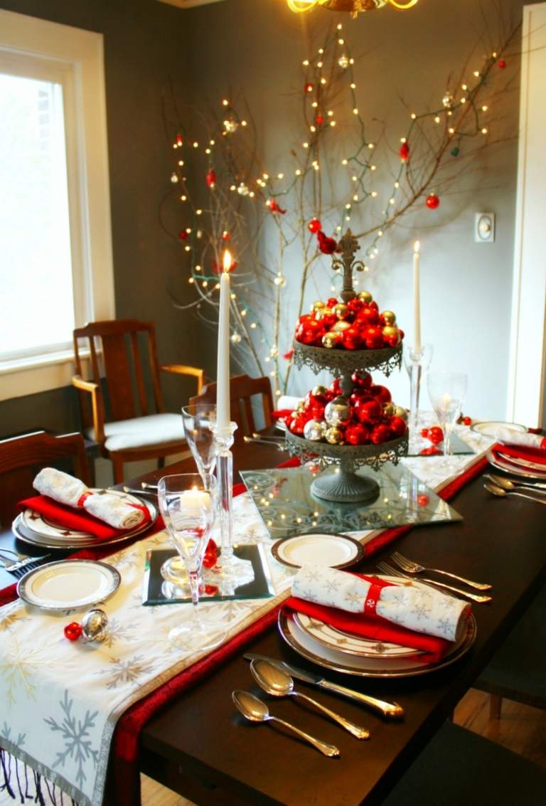 borddekoration juleserviet bordløber sæt grå snefnug dessert stand accent