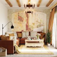 غرفة المعيشة الداخلية مع اللوحات الجدارية على الحائط