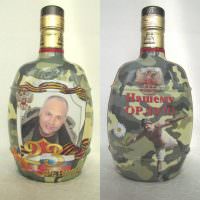 Geschenkflasche mit Foto eines Mannes