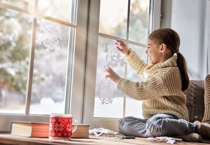 Wie dekoriere ich ein Fenster