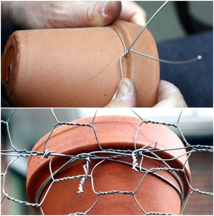 lodret-urtehave-lay-out-metal-wire-metal-net-terracotta-pot-vedhæftet