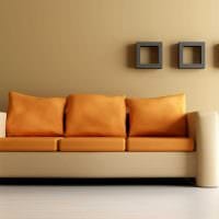 идеята за красив декор на апартамент с картина на диван
