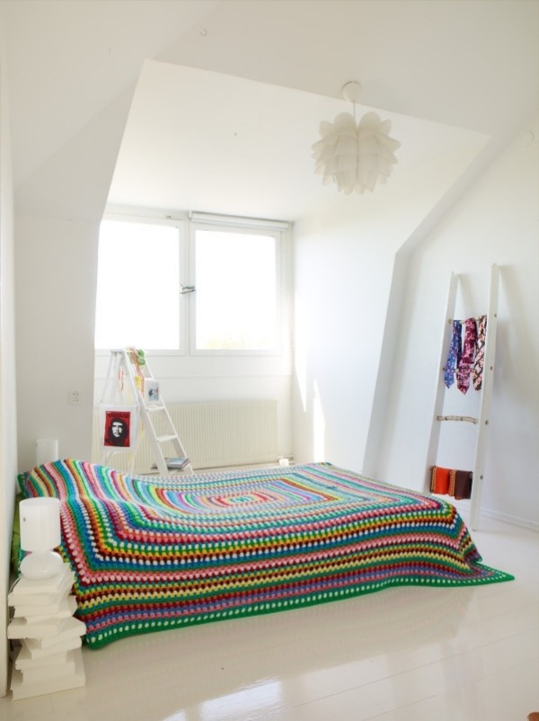 Sengetæppe Sengetæppe Ideer Uld-farverige garn vedhæng lys soveværelse hvide vægge