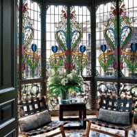 malované vitráže na fotografii designu ložnice
