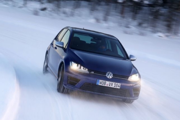 300 hk Volkswagen Golf R-evo 2015 modstandsdygtig over for sne