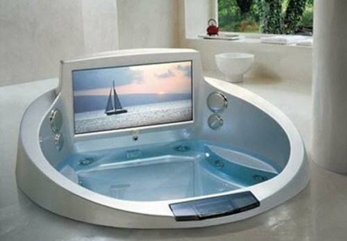 moderne jacuzzi design med fjernsyn