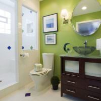 Design af et kombineret badeværelse i en moderne stil