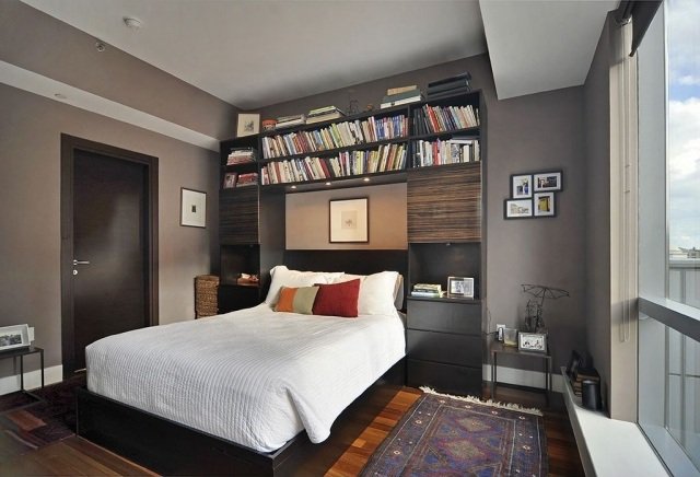 trend-væg-farver-soveværelse-ideer-beige-grå-indbygget i reoler