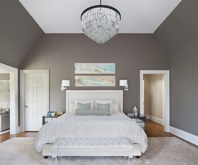 soveværelse-moderne-design-væg-farve-ideer-beroligende-grå-hvid