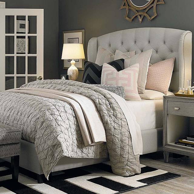 væg-farver-soveværelse-kontrast-farver-sort-hvidt-mønster tæppe