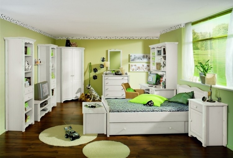 væg-farve-mynte-grøn-børneværelse-hvid-teen-barn-legetøj-møbler-seng-vindue
