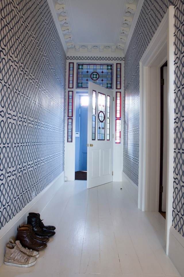 Væg-design-i-gangen-tapet-mønster-abstrakt-indgang-område