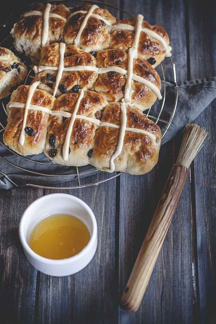 hvad man skal spise i påsken storbritannien australien hot cross buns