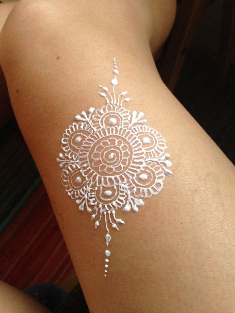 Lav sommer tatoveringer selv Henna tatovering design hvid