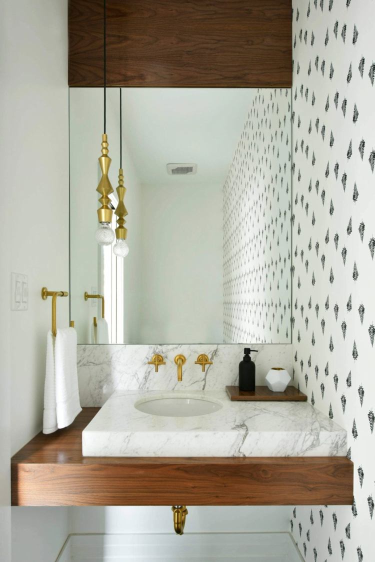 hvid-køkken-toilet-vask-konsol-marmor-top-guld-tilbehør-vandhane-retro-vintage