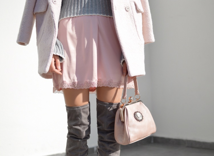 Mini håndtaske vintage rosagrå outfit