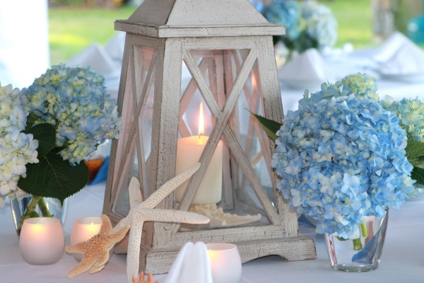 Sommer bryllup ideer lanterner søstjerne hortensiaer