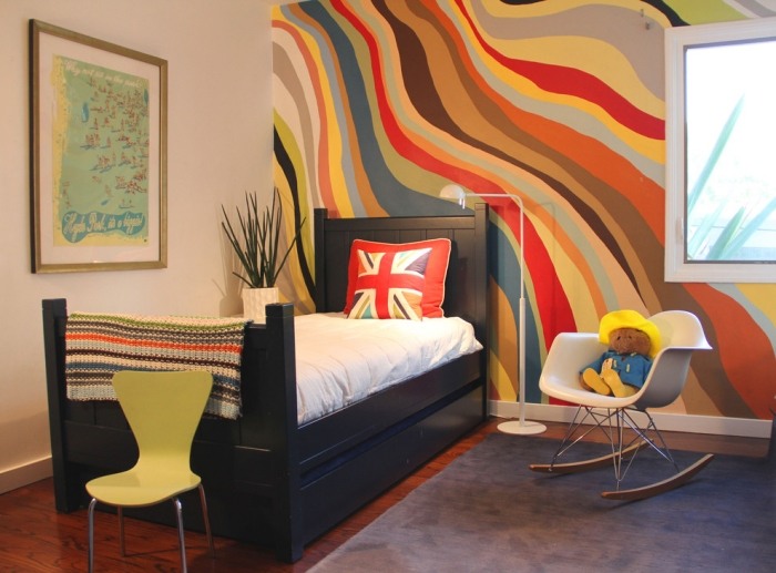 Hjem-ideer-maleri-baby-værelse-fantasifuld-væg-fri-hånd-mønster