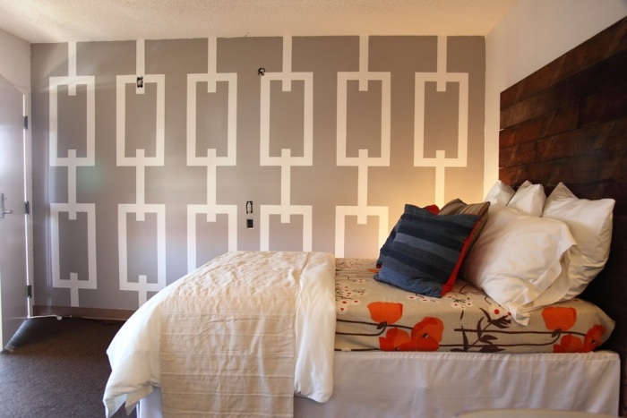 soveværelse-vægge-design-med-farve-mønstre-geometriske-levende-ideer
