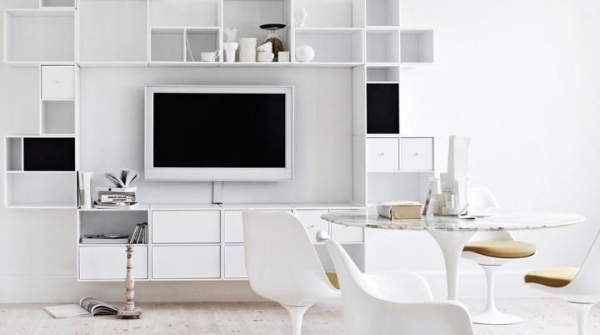 Stue Montana møbler hvid minimalistisk tv -væg
